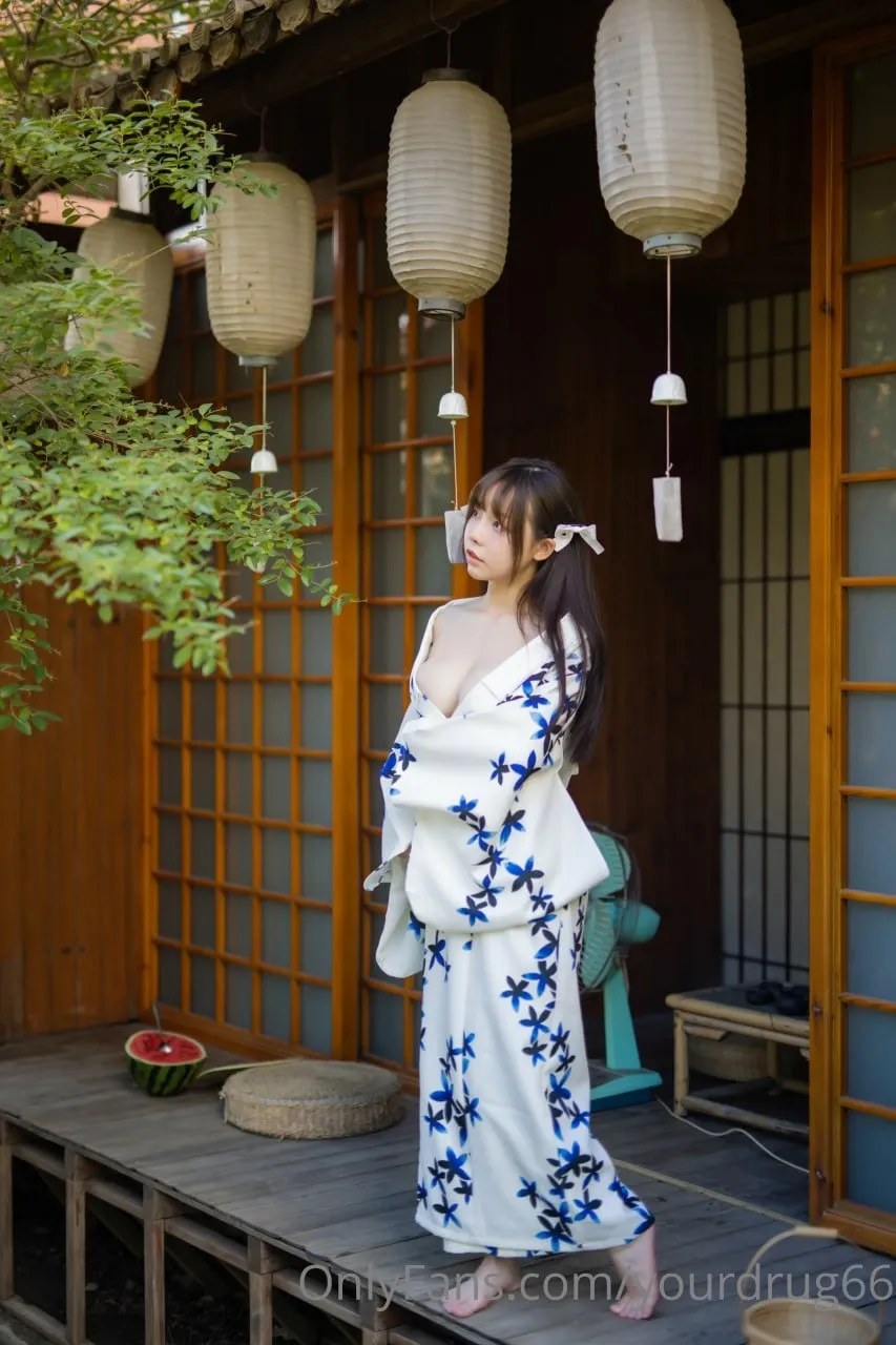 六味帝皇酱夏日和服72P0309分享专区
