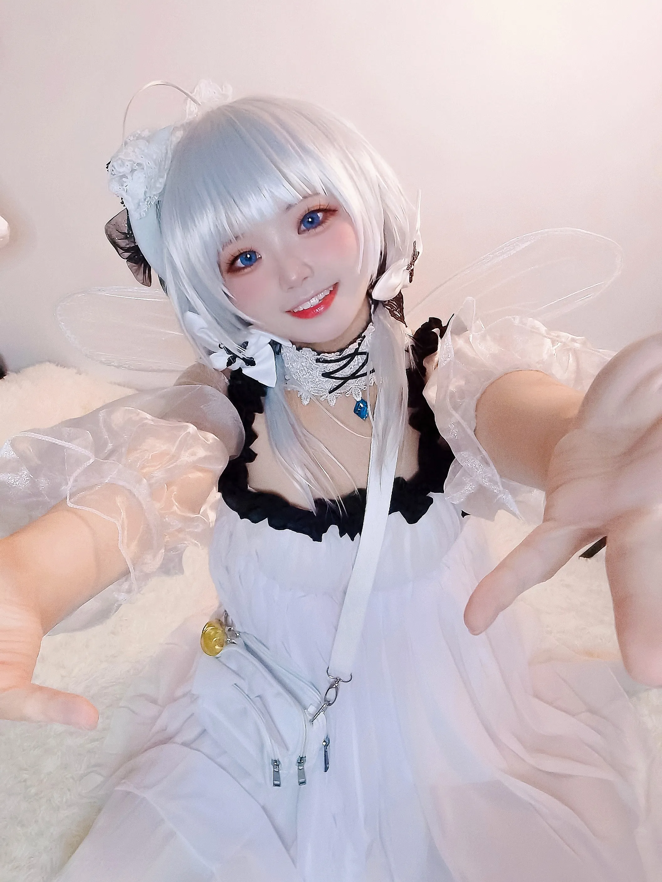 伊喵君_Nya碧蓝航线小光辉19P70MB最新写真