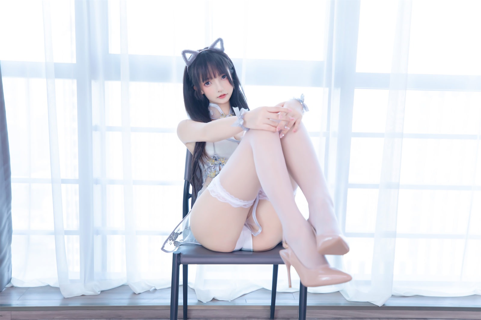 神楽坂真冬羞涩喵喵网红写真