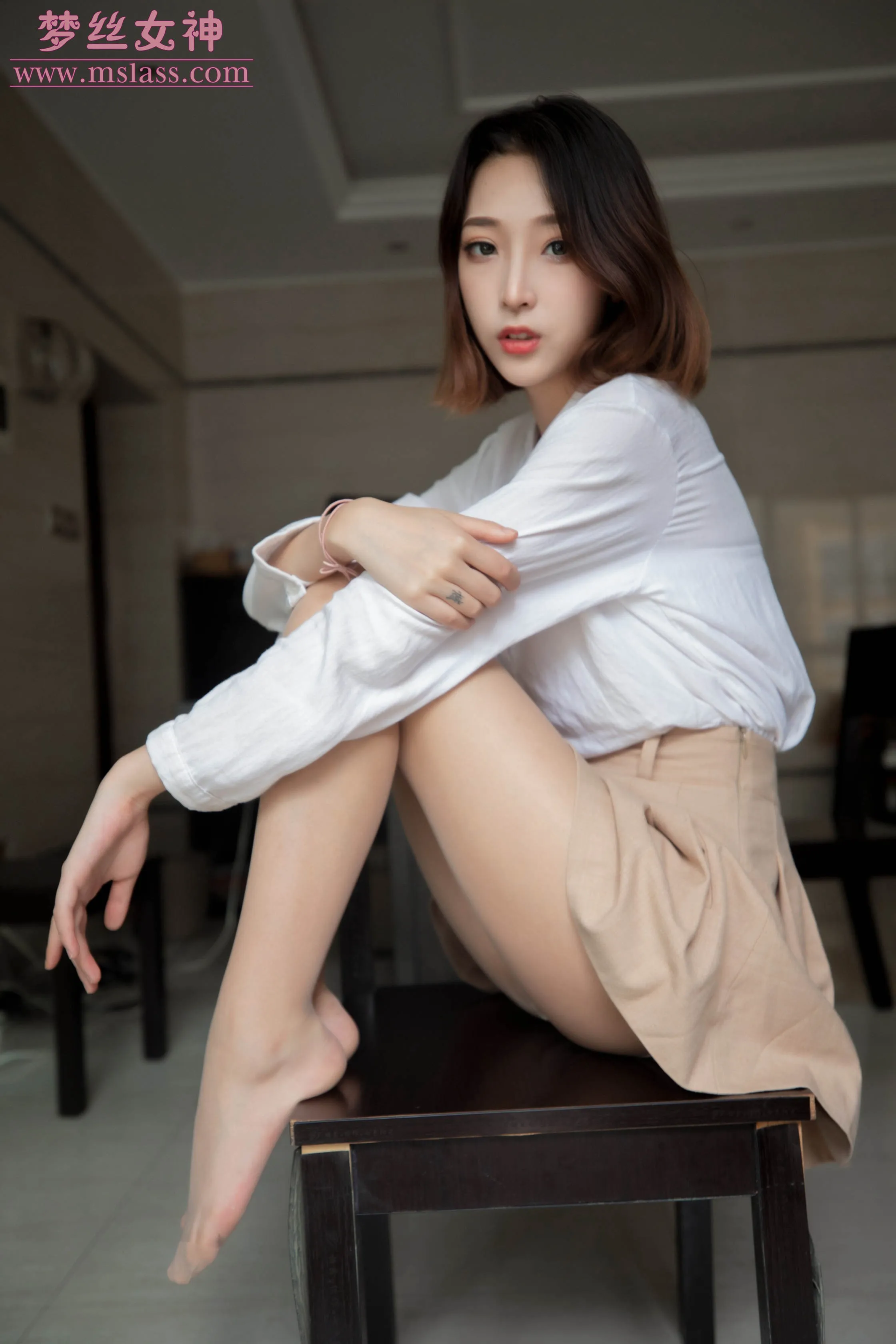 MSLASS梦丝女神乔儿肉色69P1024高清图