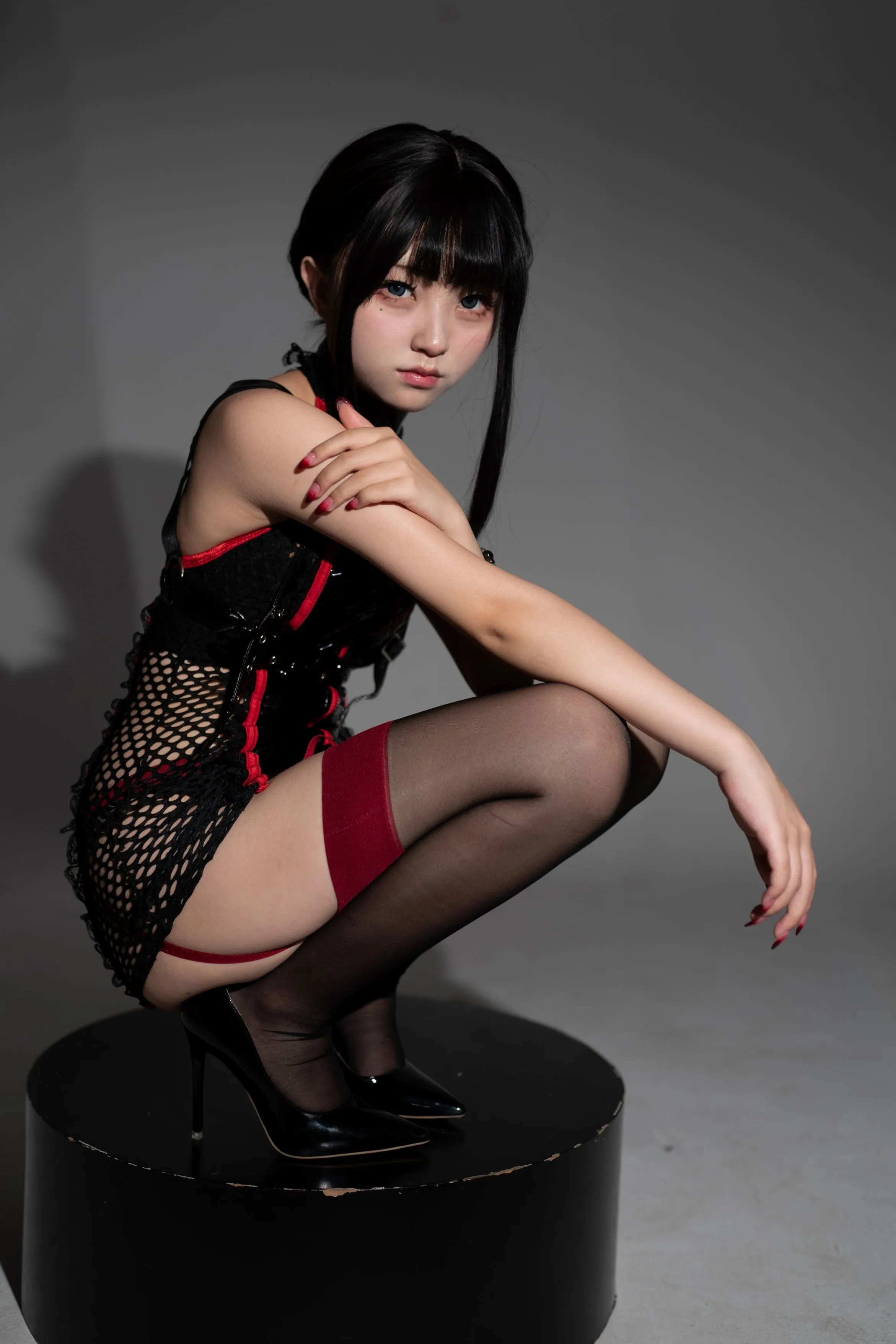 花铃特工护士31P223MB0825每日必看