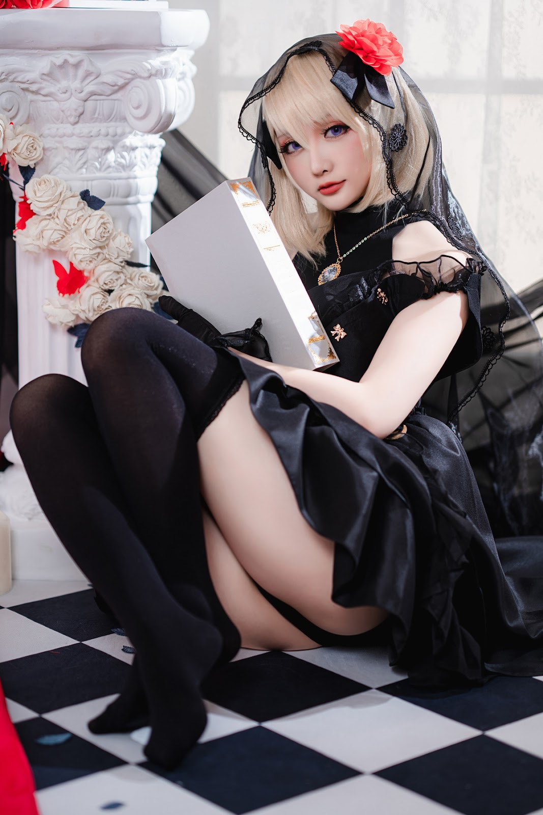 Cosplay星之迟迟HoshililyZ23婚纱4K图集