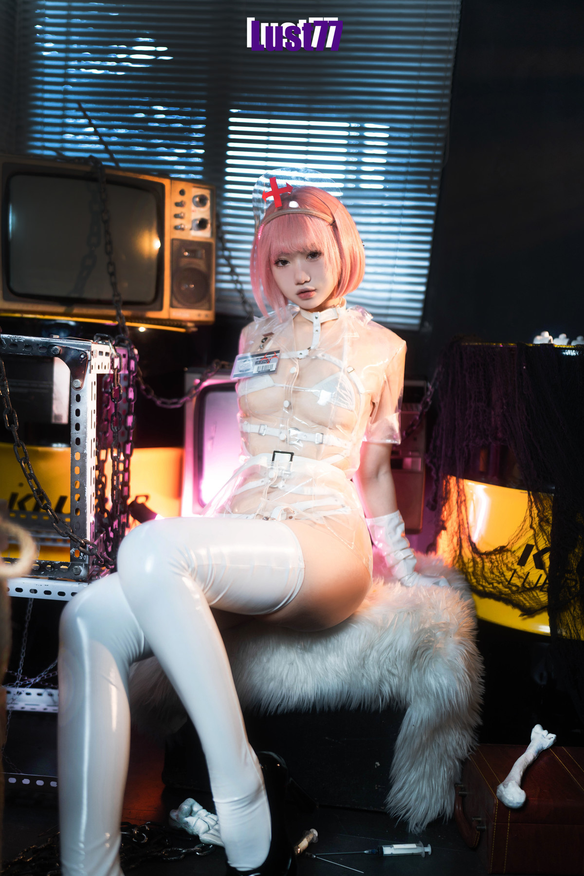 Cosplay柒柒不可爱夜勤护士Set01热门专区