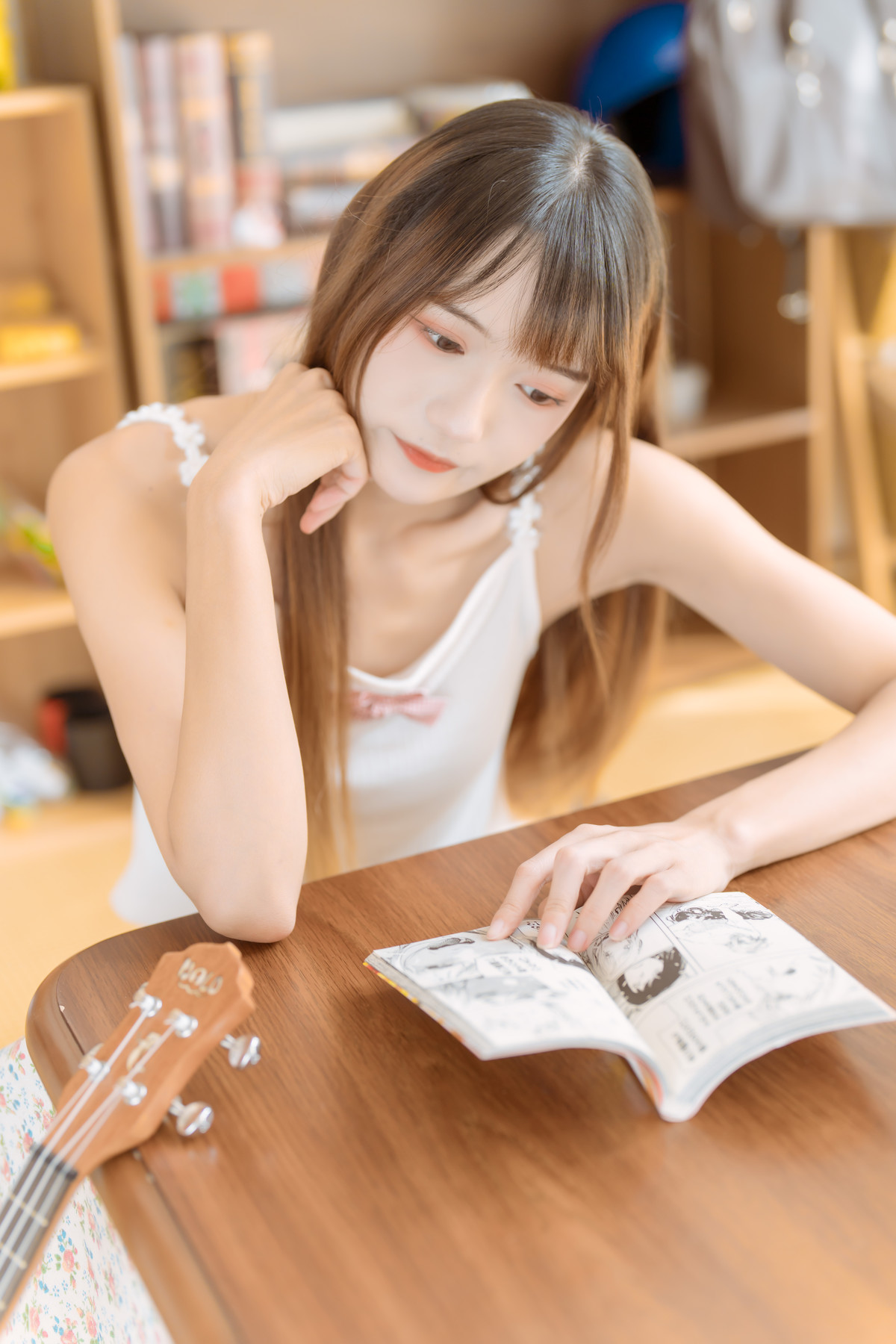 Cosplay兔子Zzz不吃胡萝卜早安少女今日更新