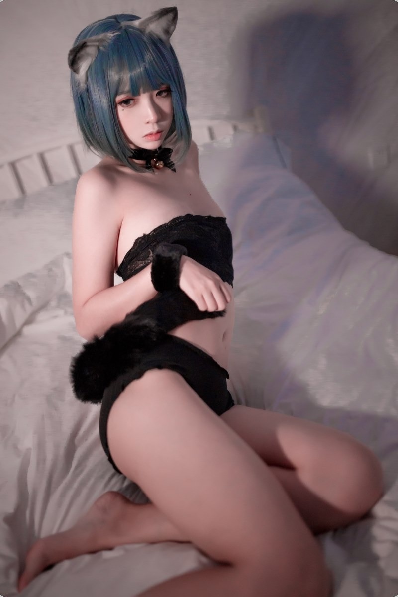 Cos疯猫SS黑猫28P精选
