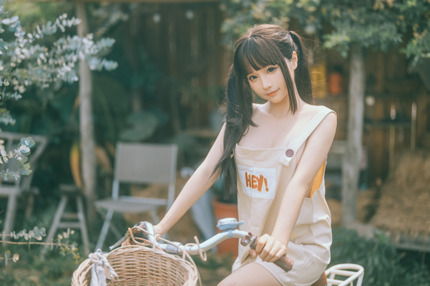 Cosplay蠢沫沫Chunmomo大巴车Set02在线欣赏