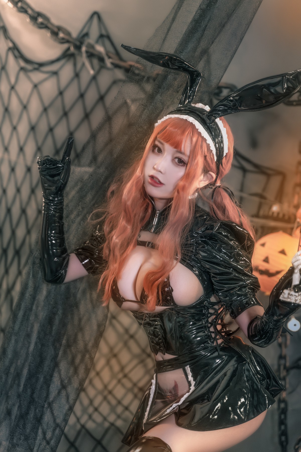 Cosplay奇行家狗崽漆皮兔女仆热门合集