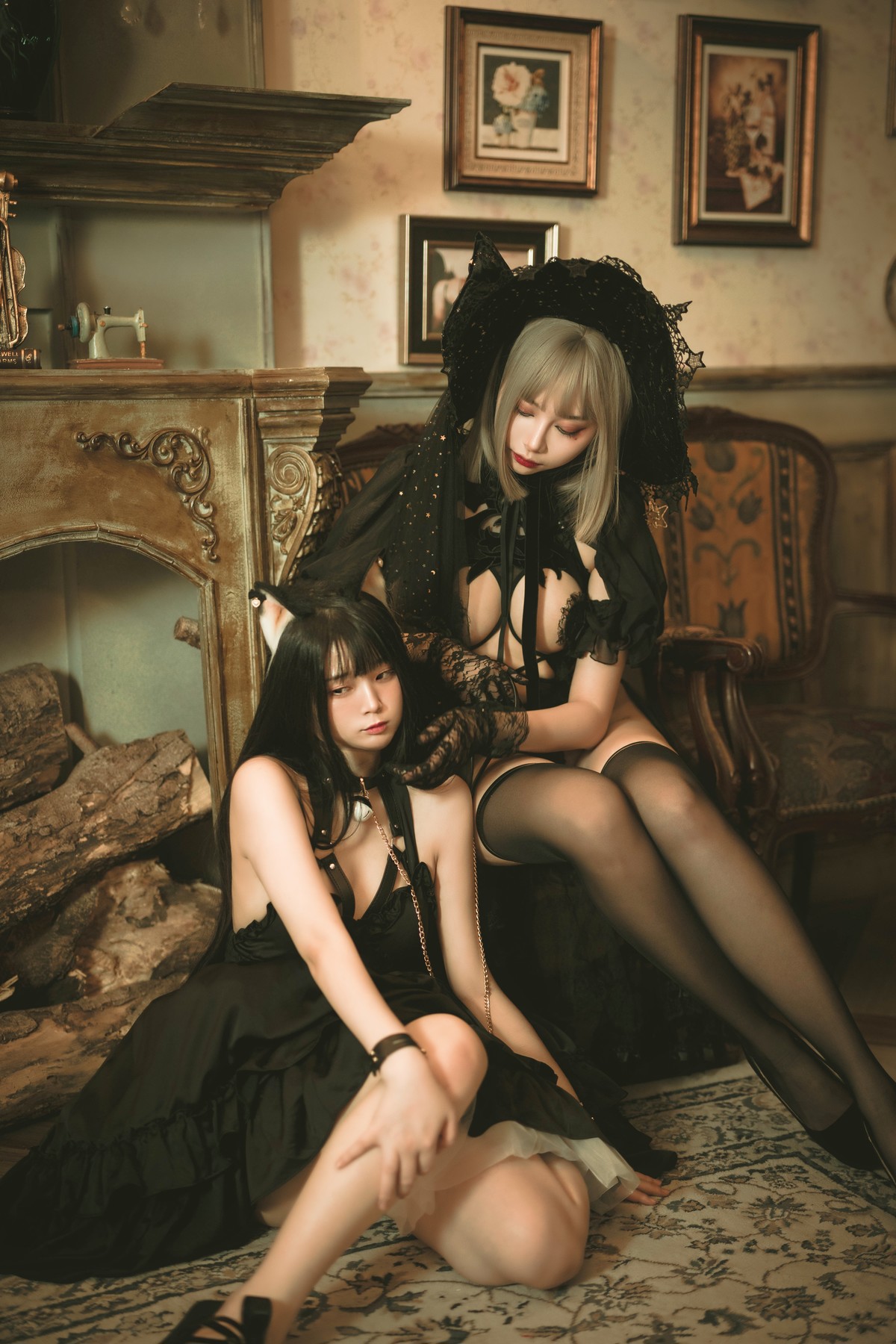 Cosplay香草喵露露杨枝甘露灰色花花蕾丝最新写真