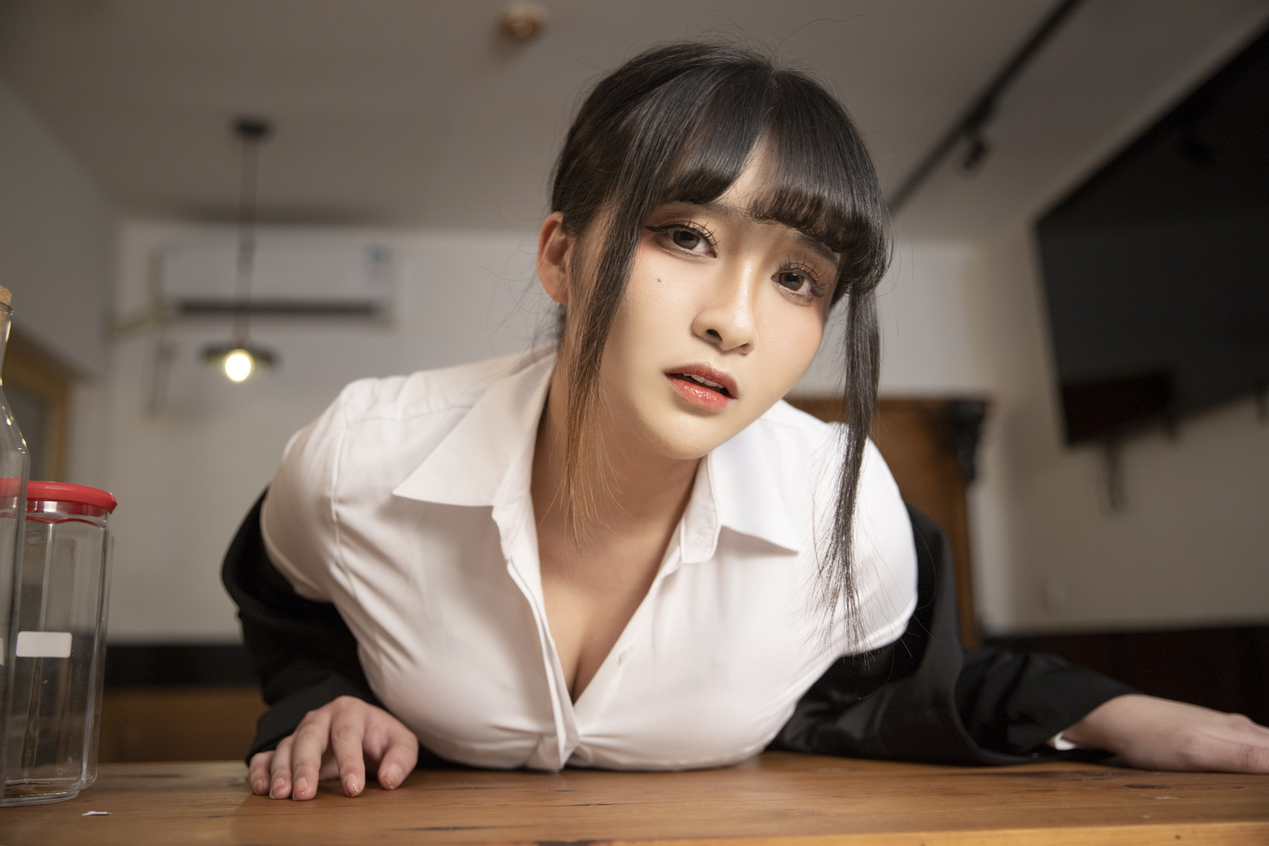 Cosplay洛璃LoLiSAMA醉酒OL免费福利