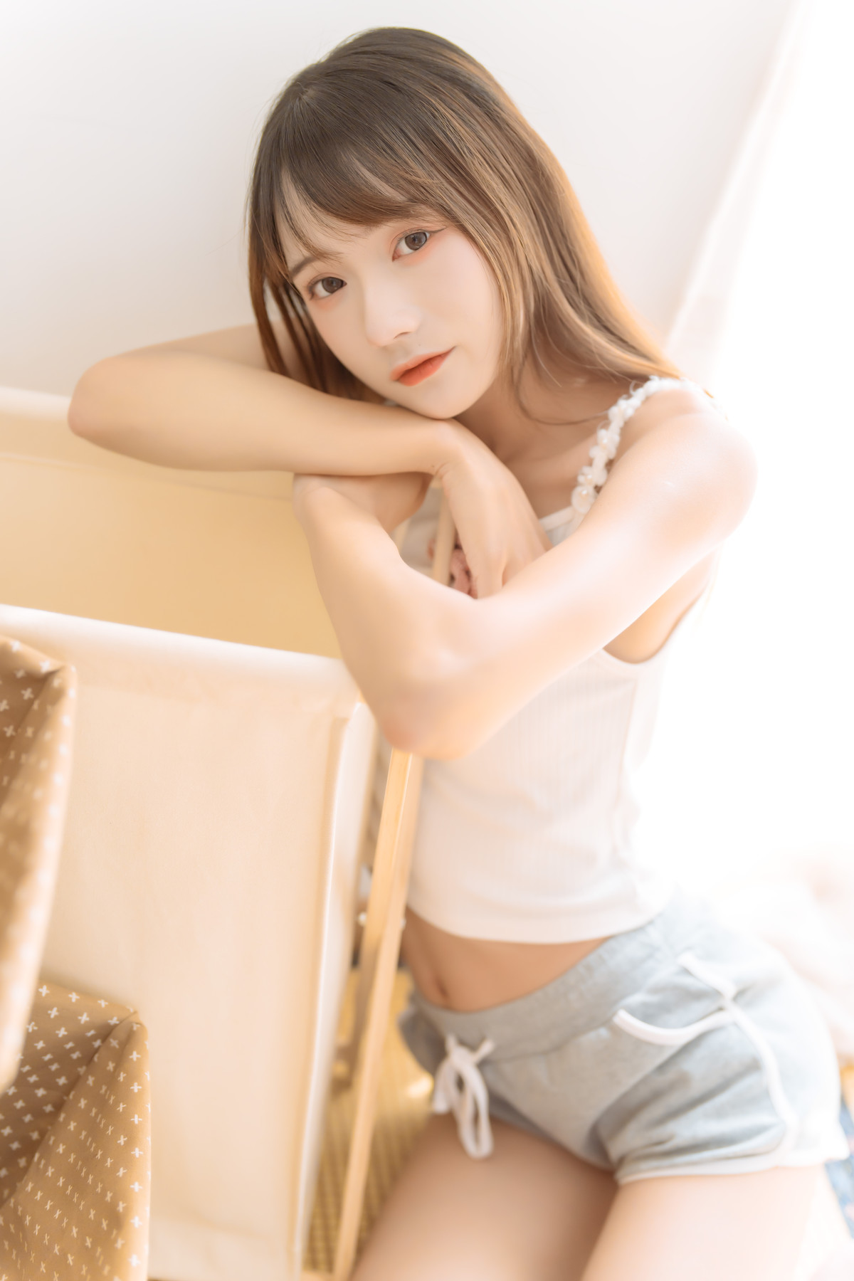 Cosplay兔子Zzz不吃胡萝卜早安少女今日更新