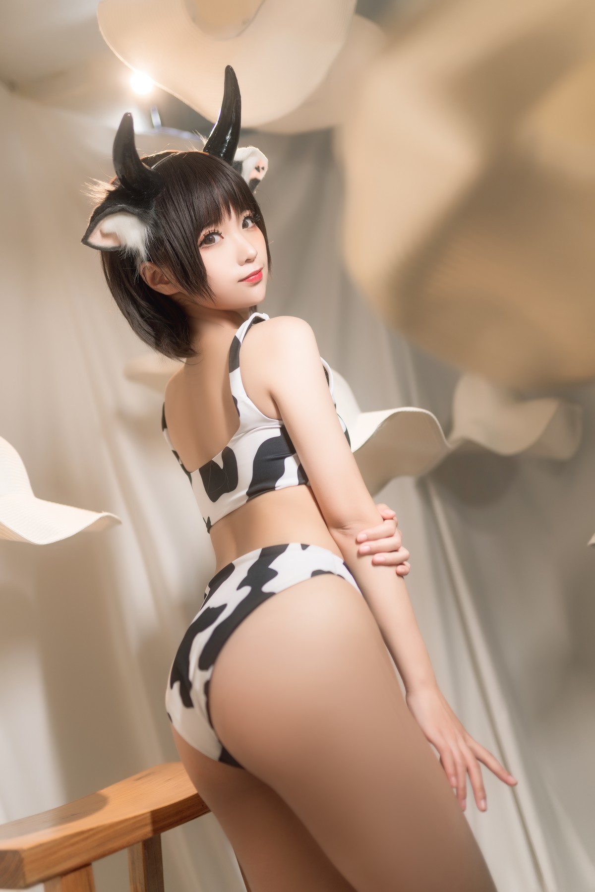 Cosplay蠢沫沫Chunmomo花花牛爆款写真