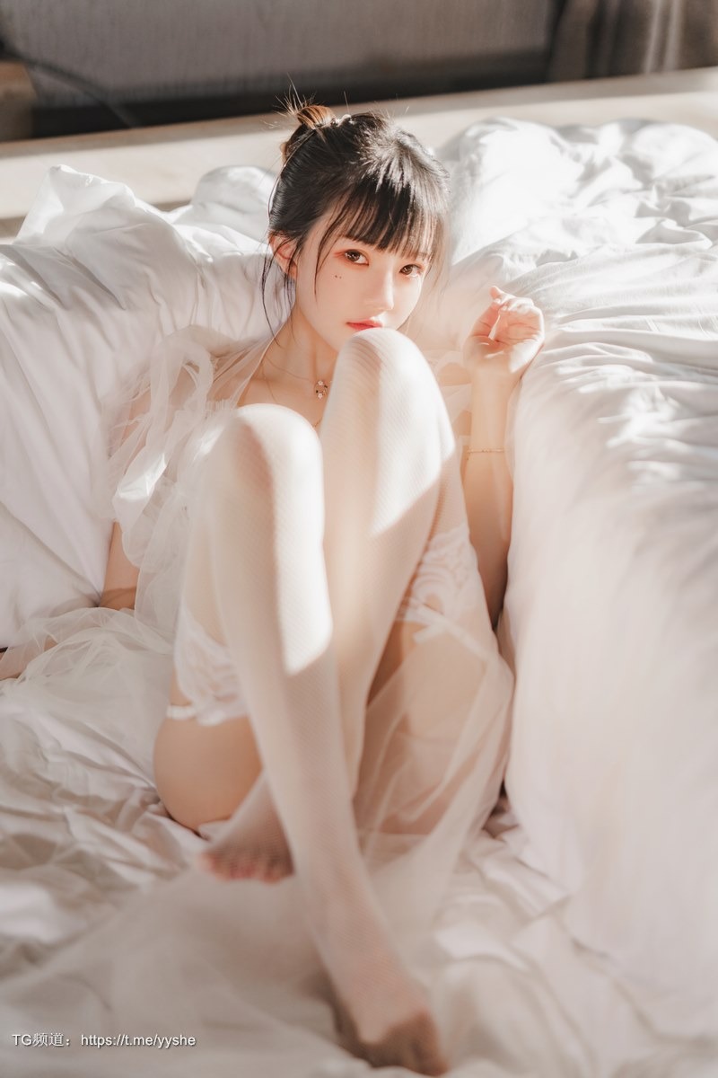 Cos桜桃喵白纱糖69P精选