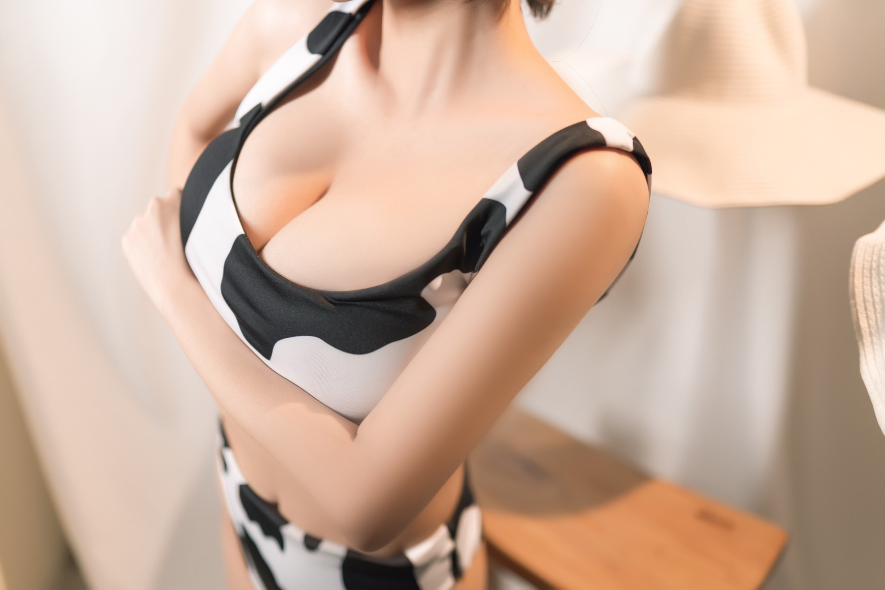 Cosplay蠢沫沫Chunmomo花花牛爆款写真