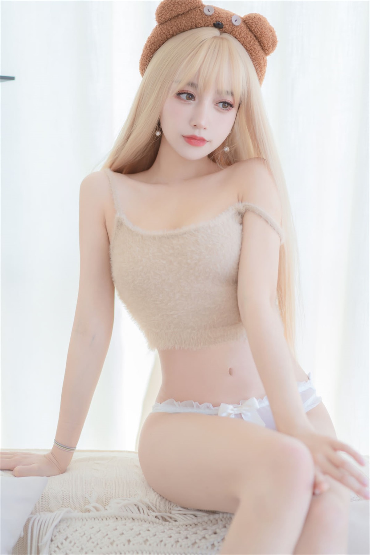 Cosplay过期米线线喵小熊软糖精华合集