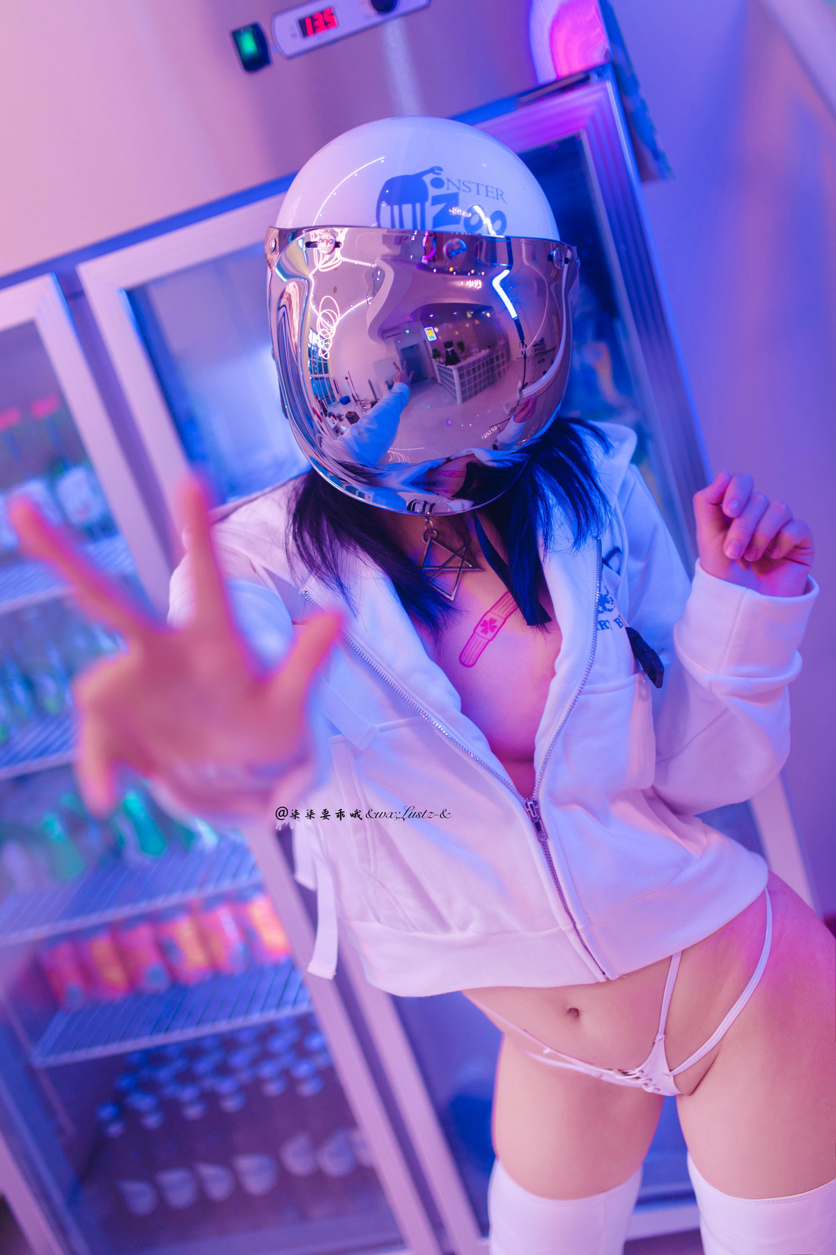 Cosplay柒柒要乖哦骑行少女写真大全
