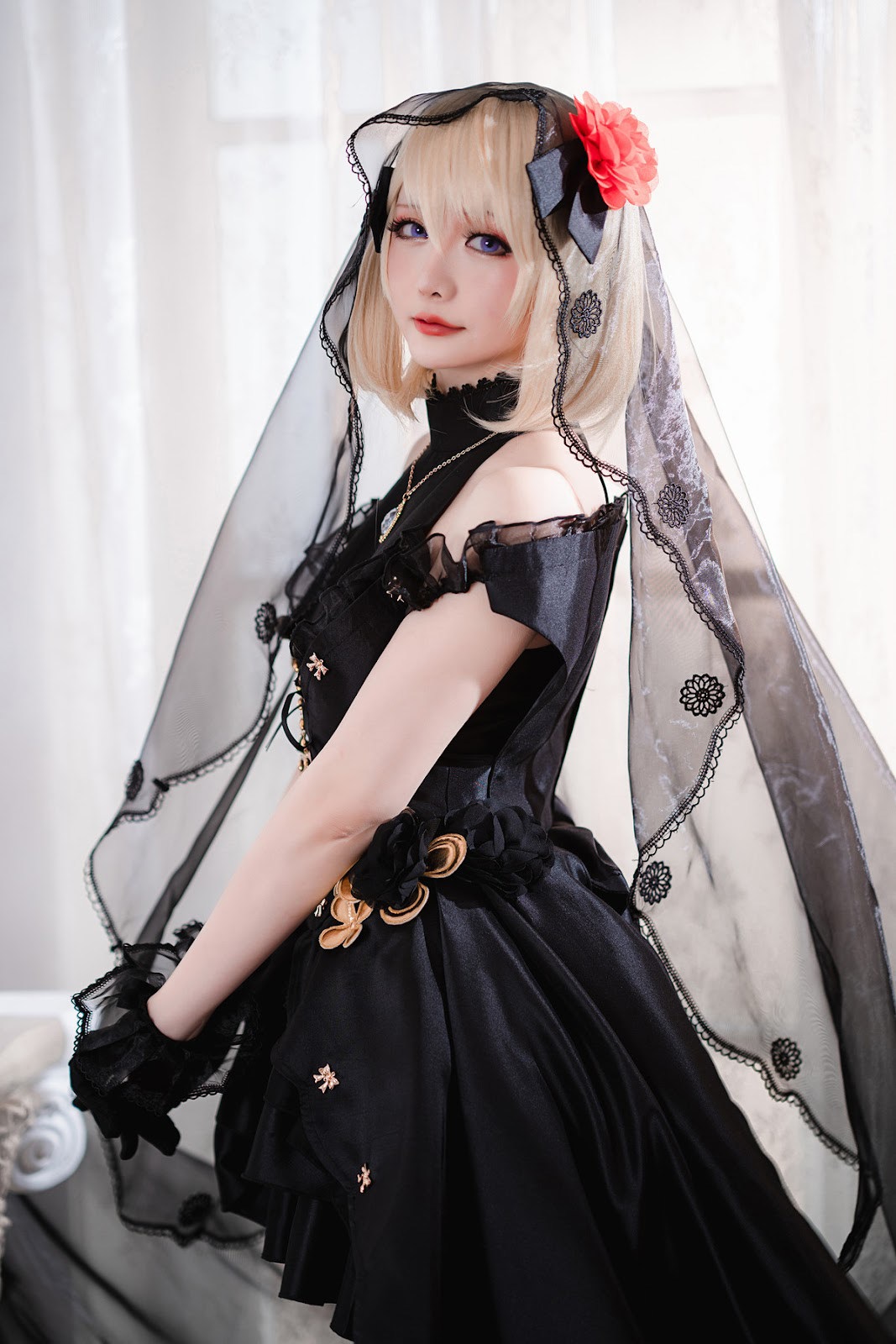 Cosplay星之迟迟HoshililyZ23婚纱4K图集