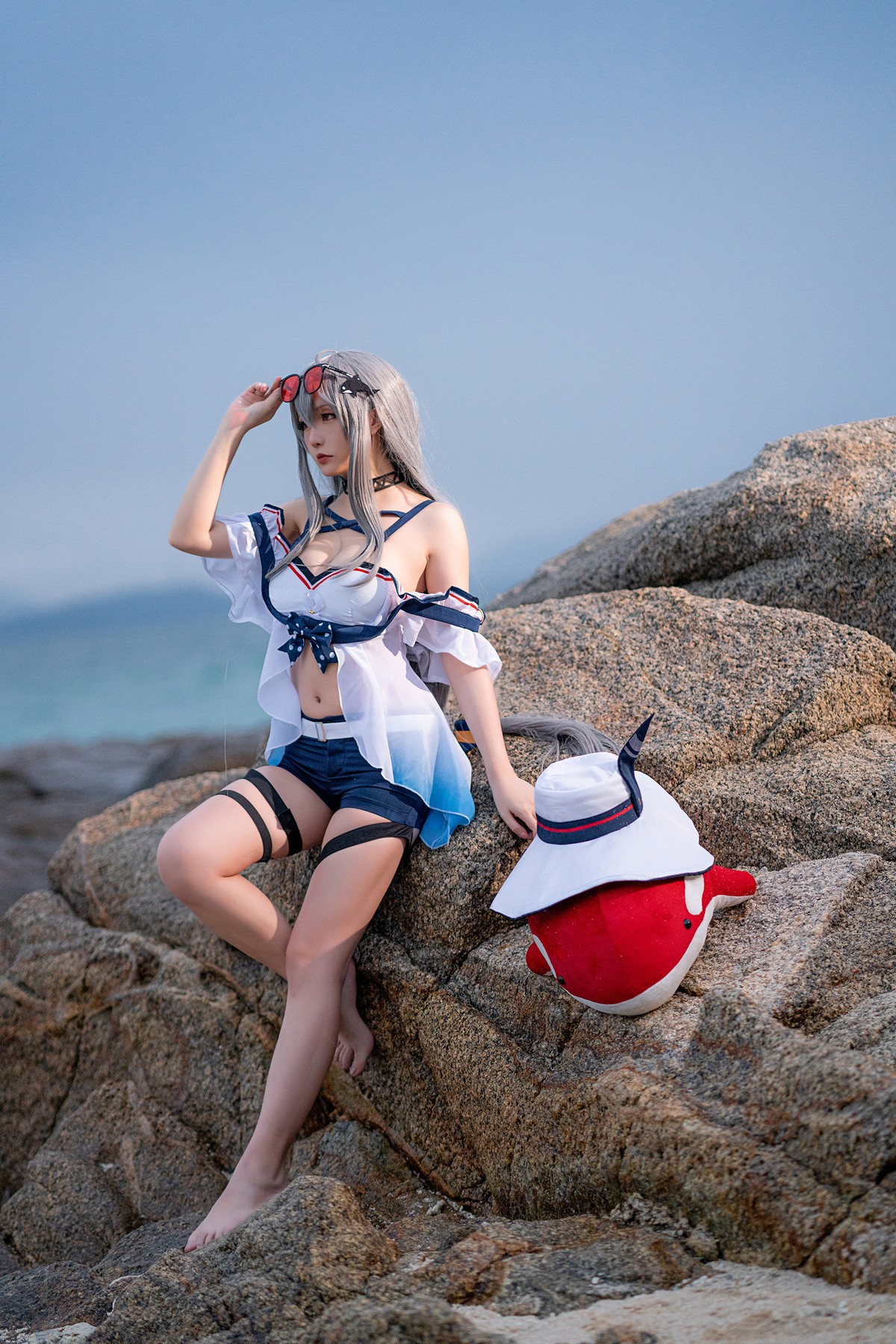 Cosplay星之迟迟Hoshilily斯卡蒂网红写真