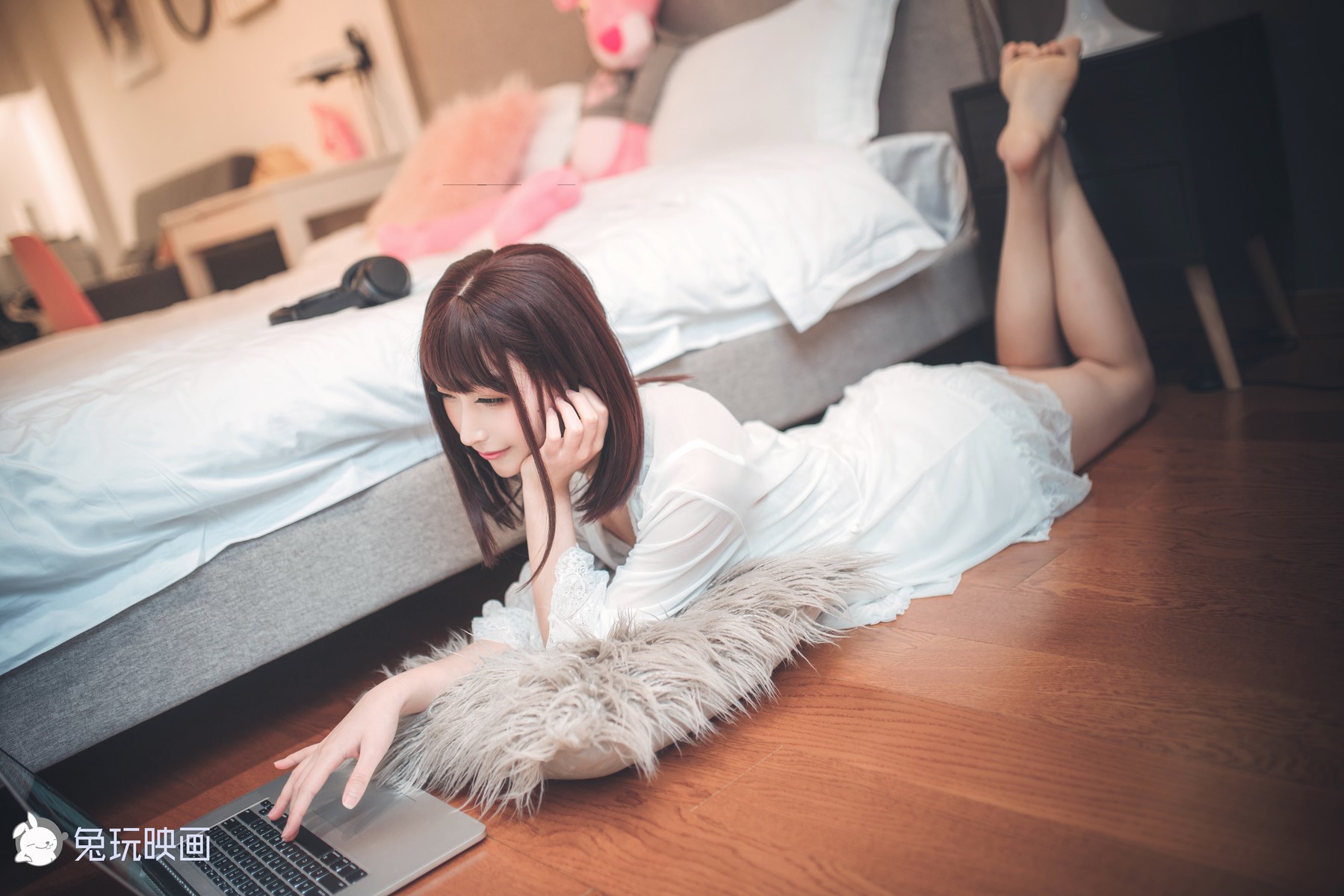 Cosplay兔玩映画居家女友最新写真