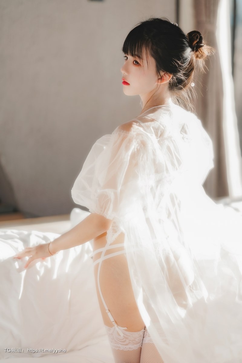 Cos桜桃喵白纱糖69P精选