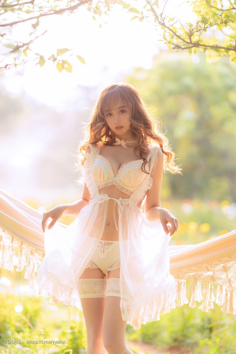Cos过期米线线喵夏日限定吊床52P免费资源