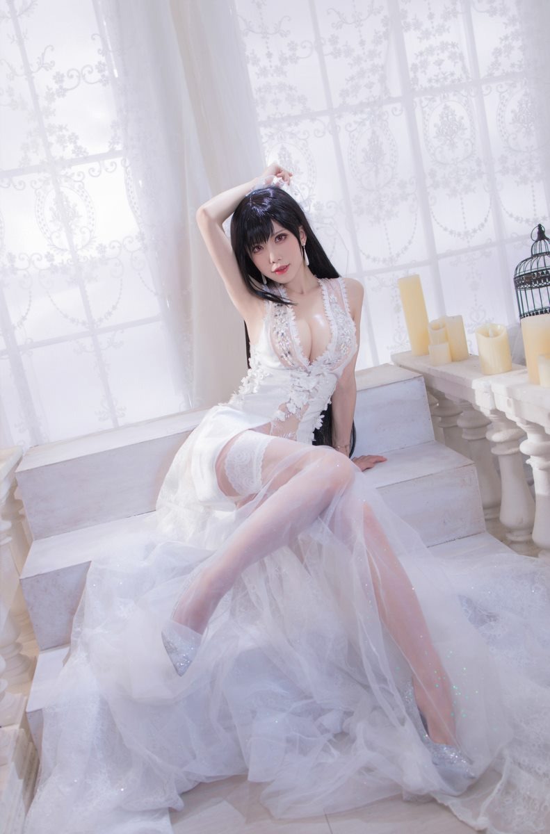 Cos水淼婚纱与蜜蜂88P首发资源