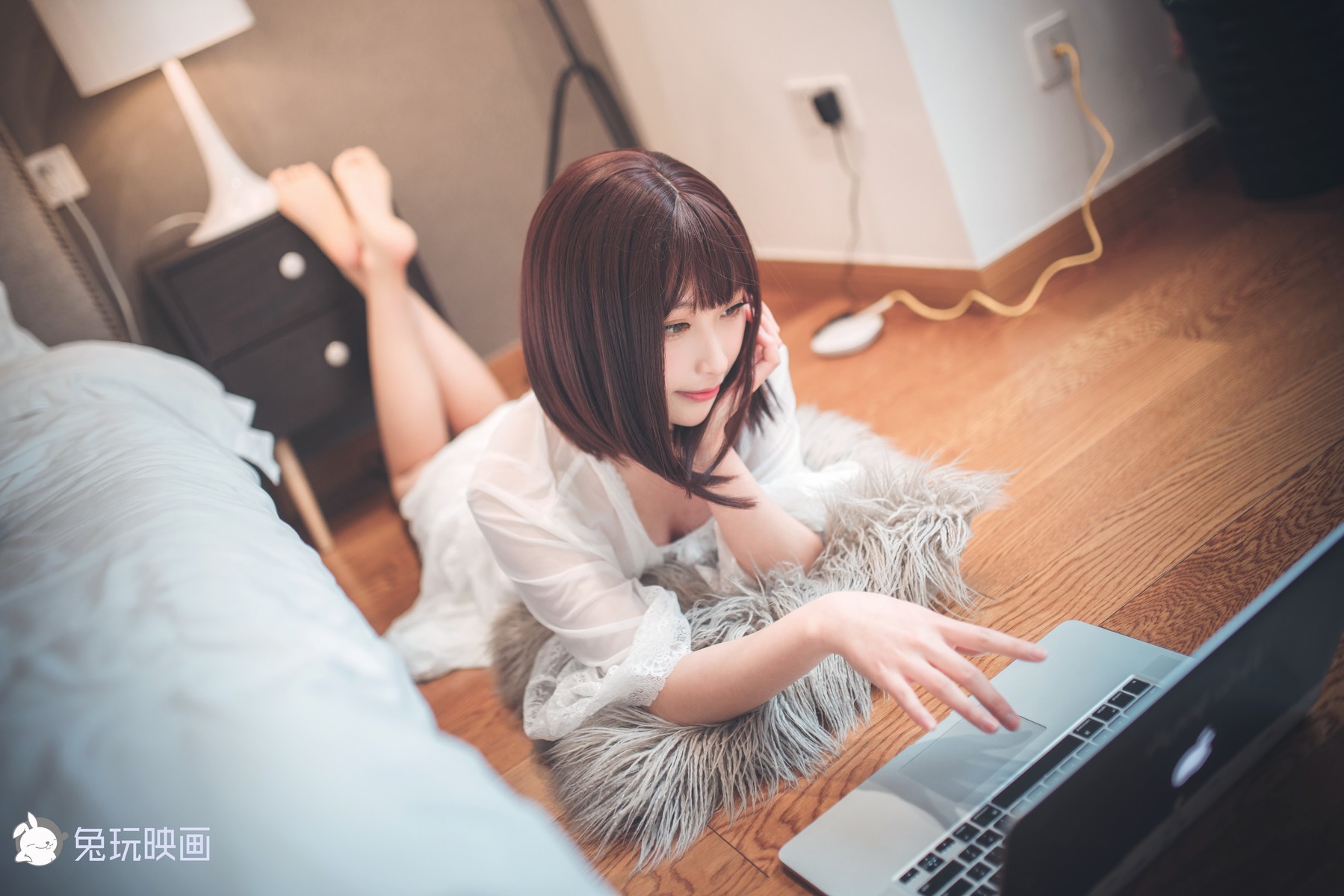 Cosplay兔玩映画居家女友最新写真
