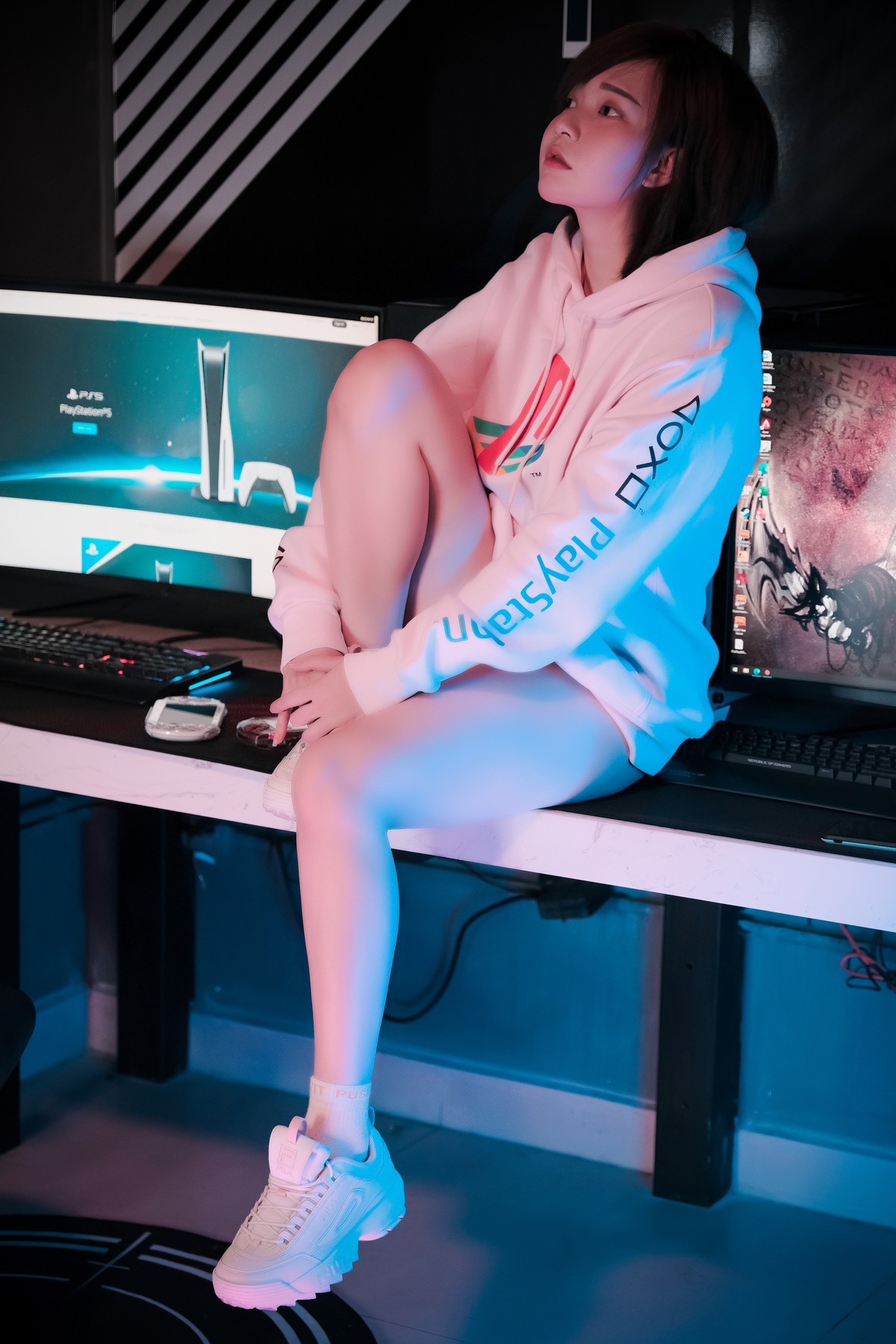 CosplayPotatoGodzillaLonleyGamer每日必看