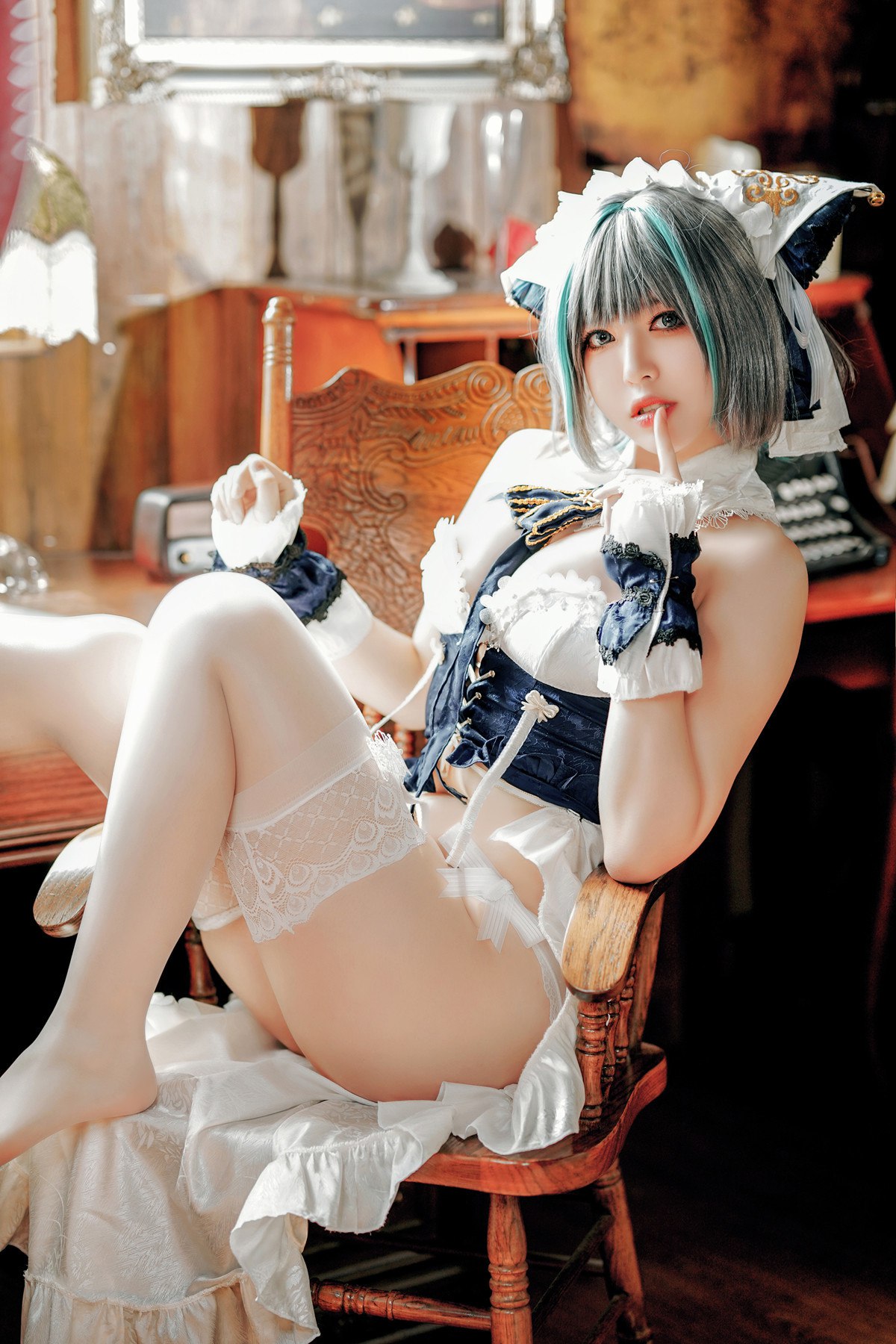 Cosplay半半子Banbanko碧蓝航线柴郡抱枕完整合集
