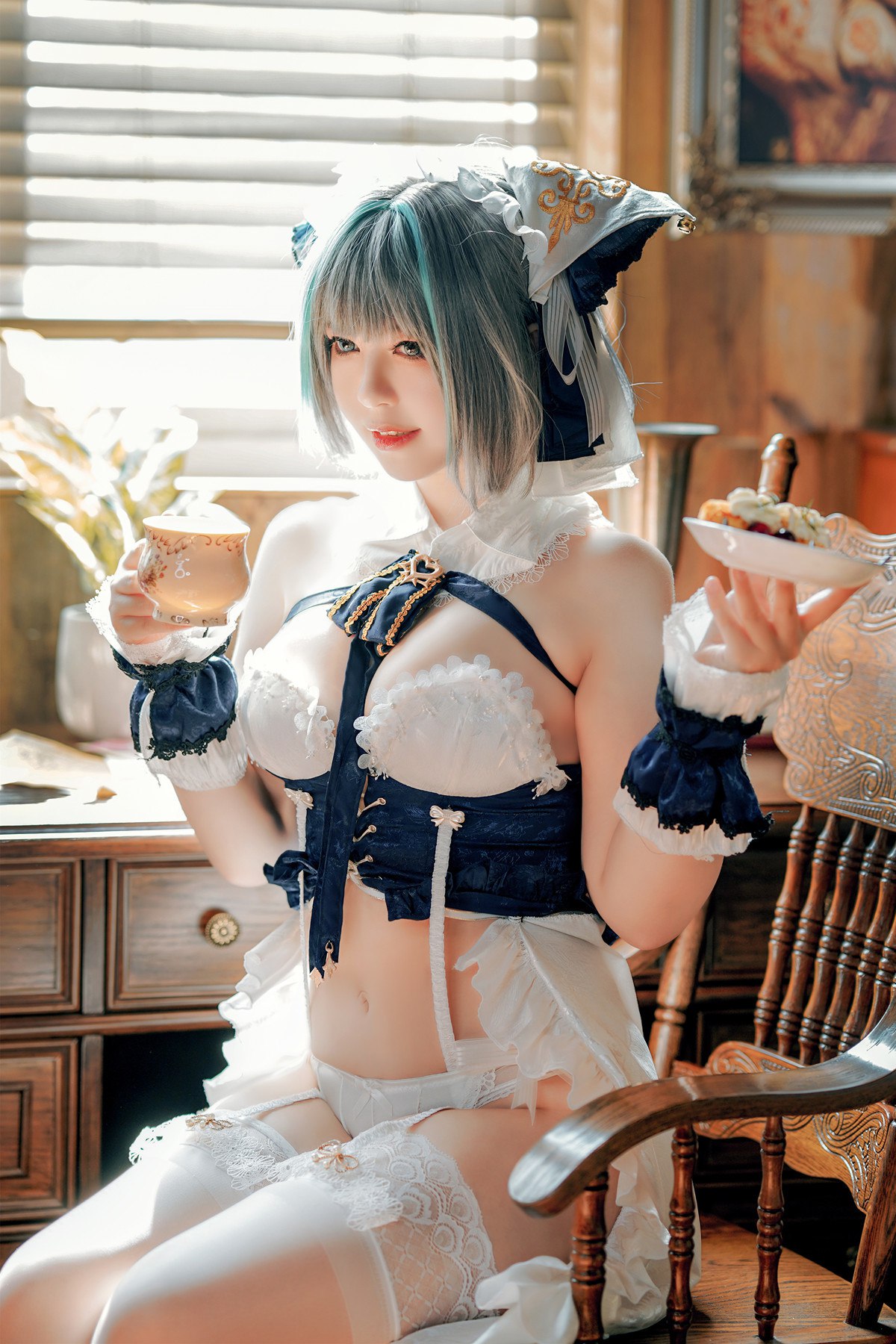 Cosplay半半子Banbanko碧蓝航线柴郡抱枕完整合集