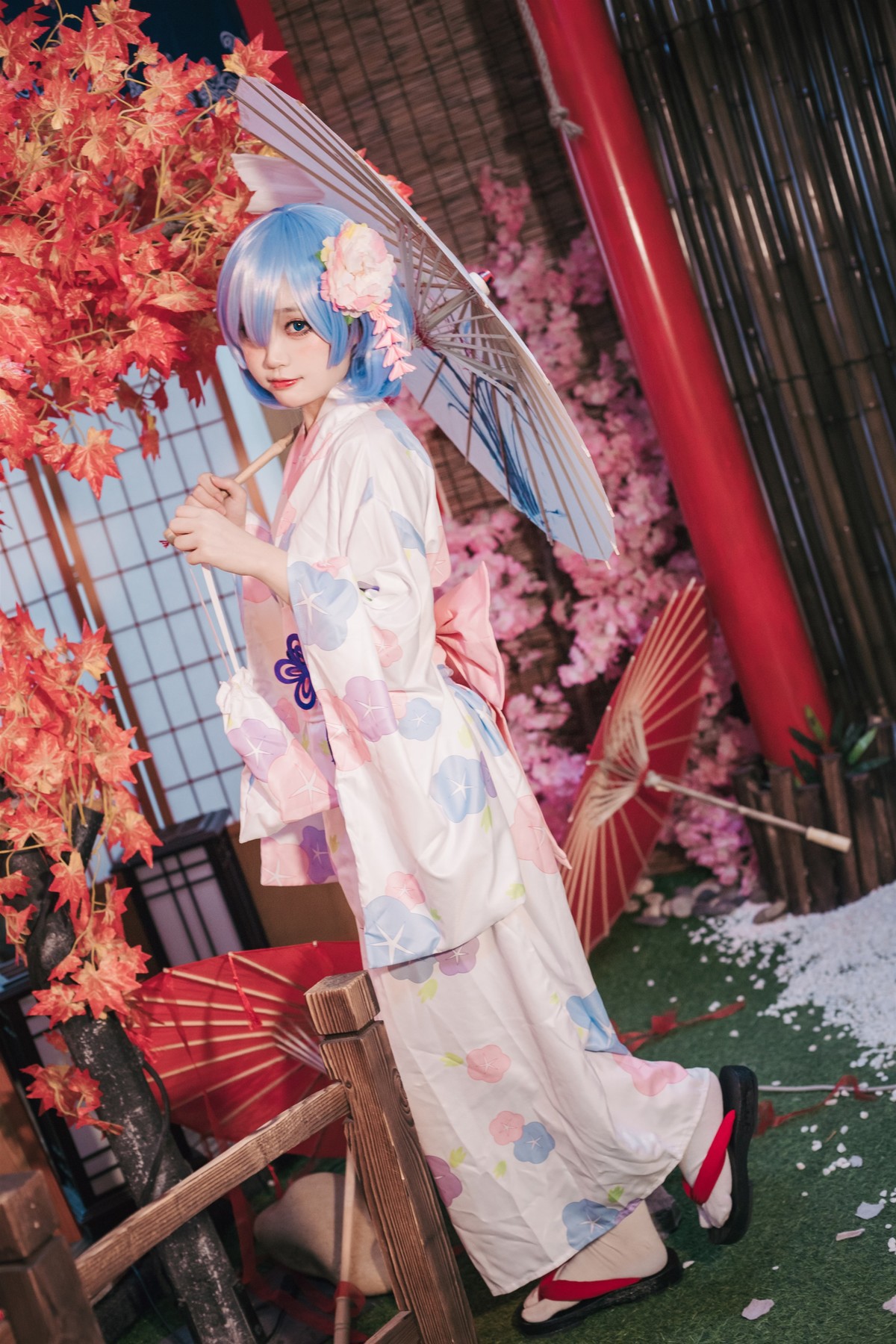 Cosplay神沢永莉蕾姆和风免费体验