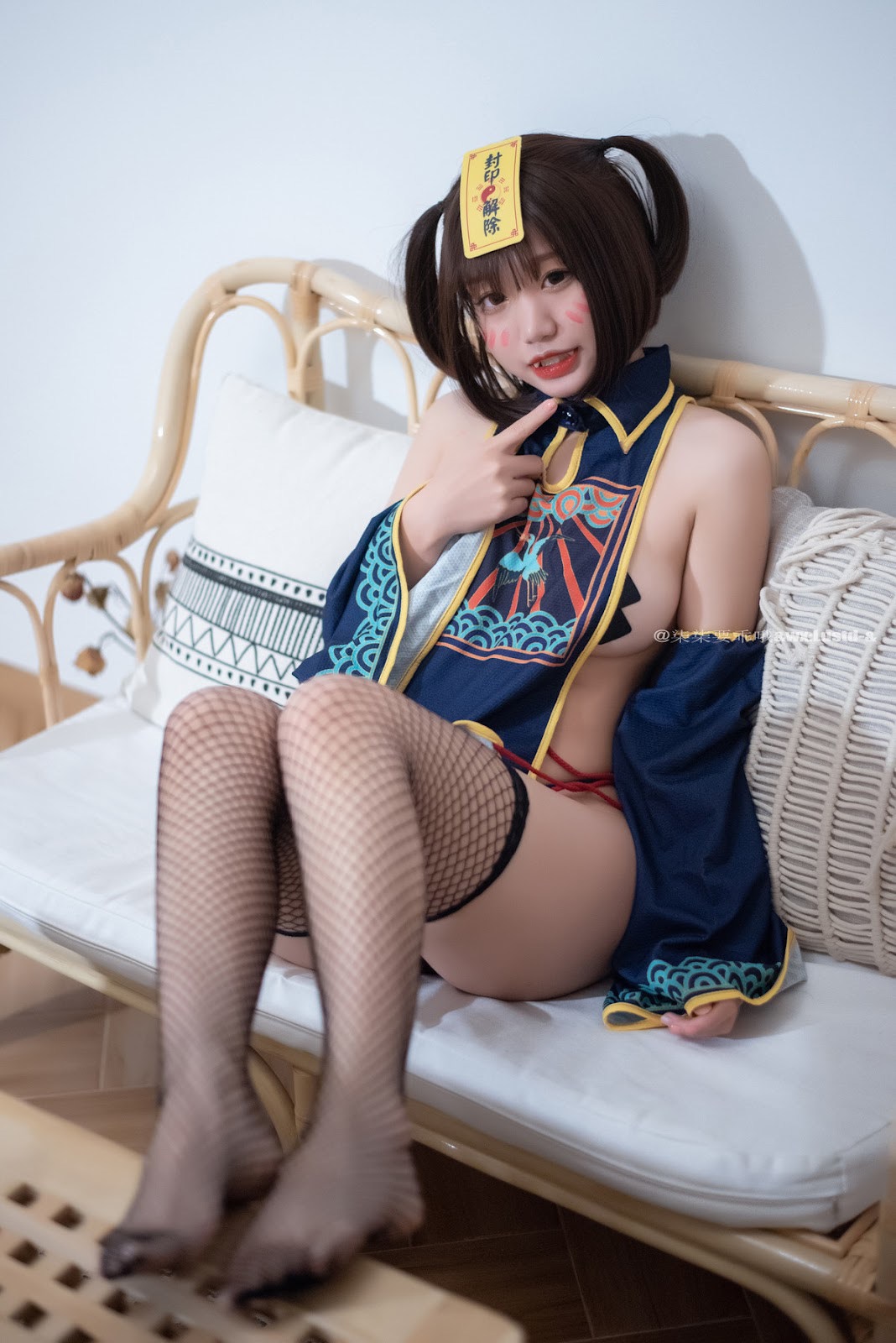 Cosplay柒柒要乖哦小僵尸精品合集