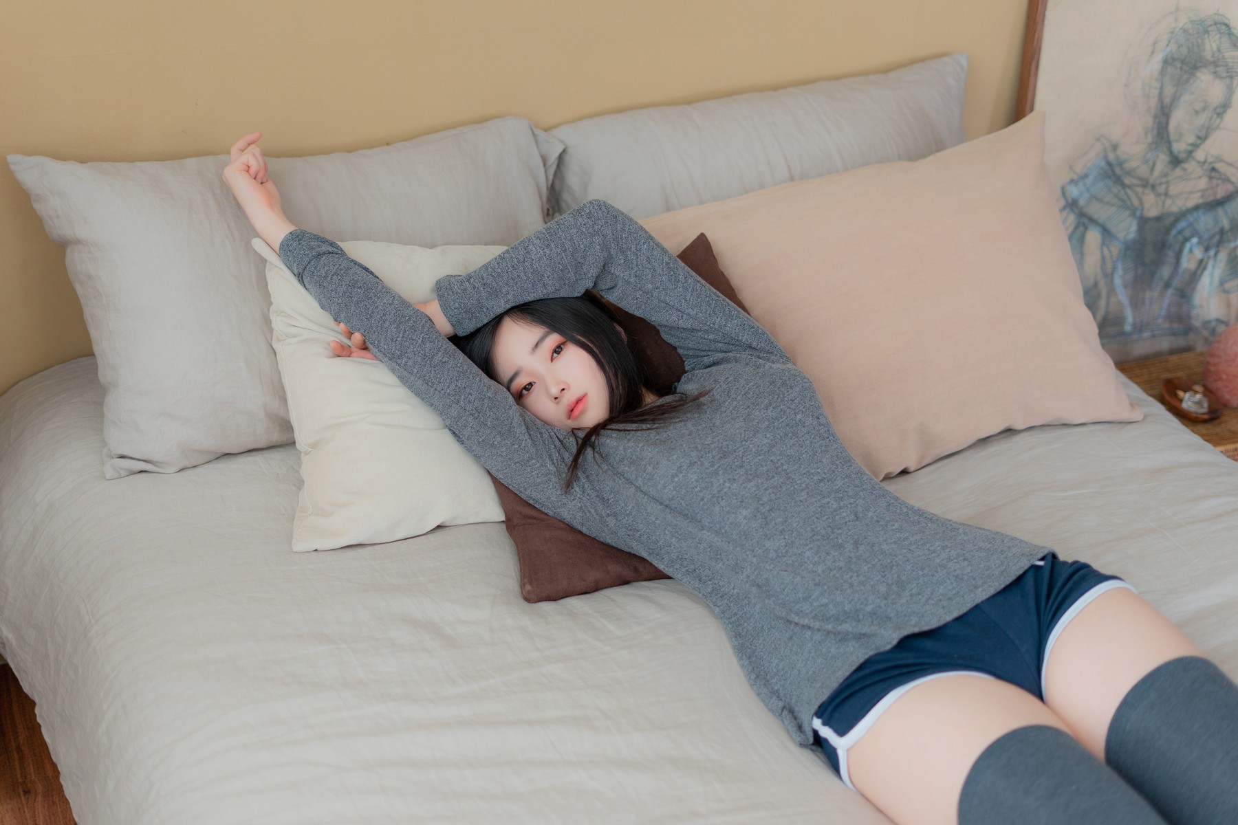 Bambi??CreamSodaOverkneesocksSet02最新写真