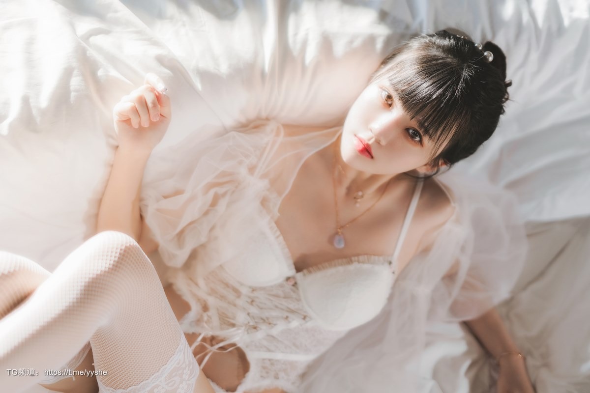 Cos桜桃喵白纱糖69P精选