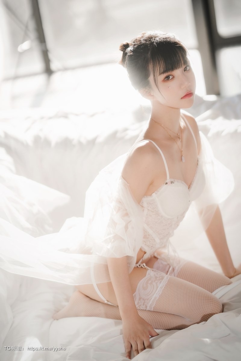Cos桜桃喵白纱糖69P精选