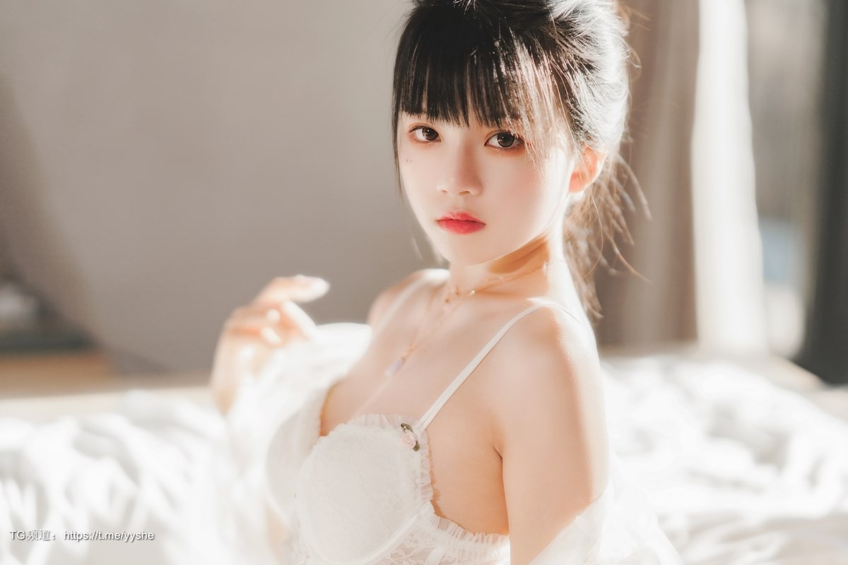 Cos桜桃喵白纱糖69P精选