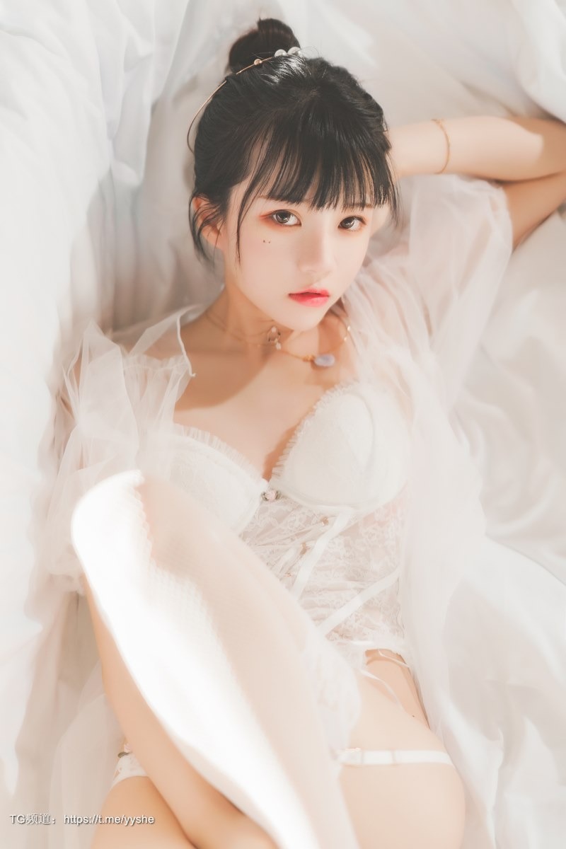 Cos桜桃喵白纱糖69P精选