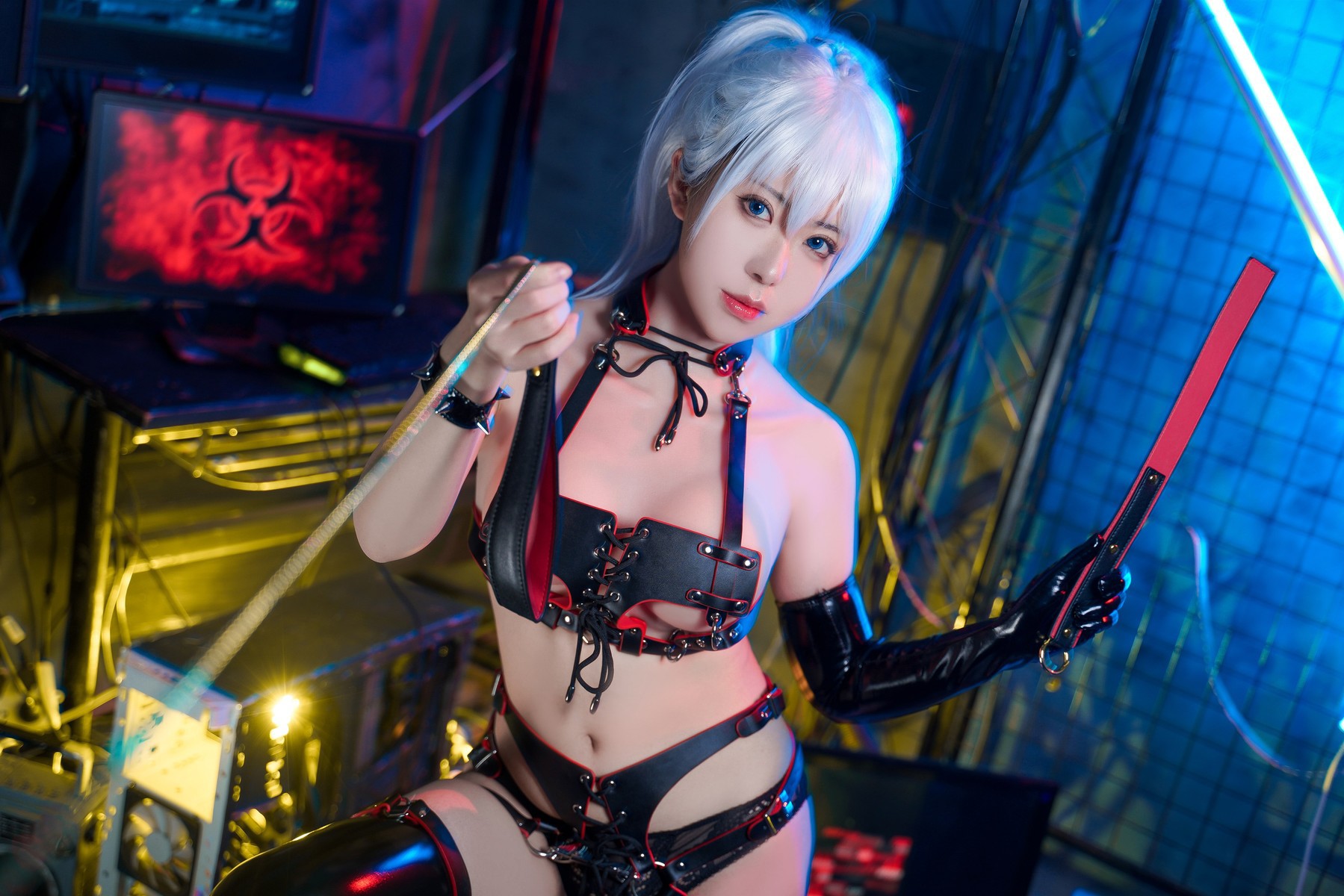 Cosplay虎森森LeatherQueen原版写真