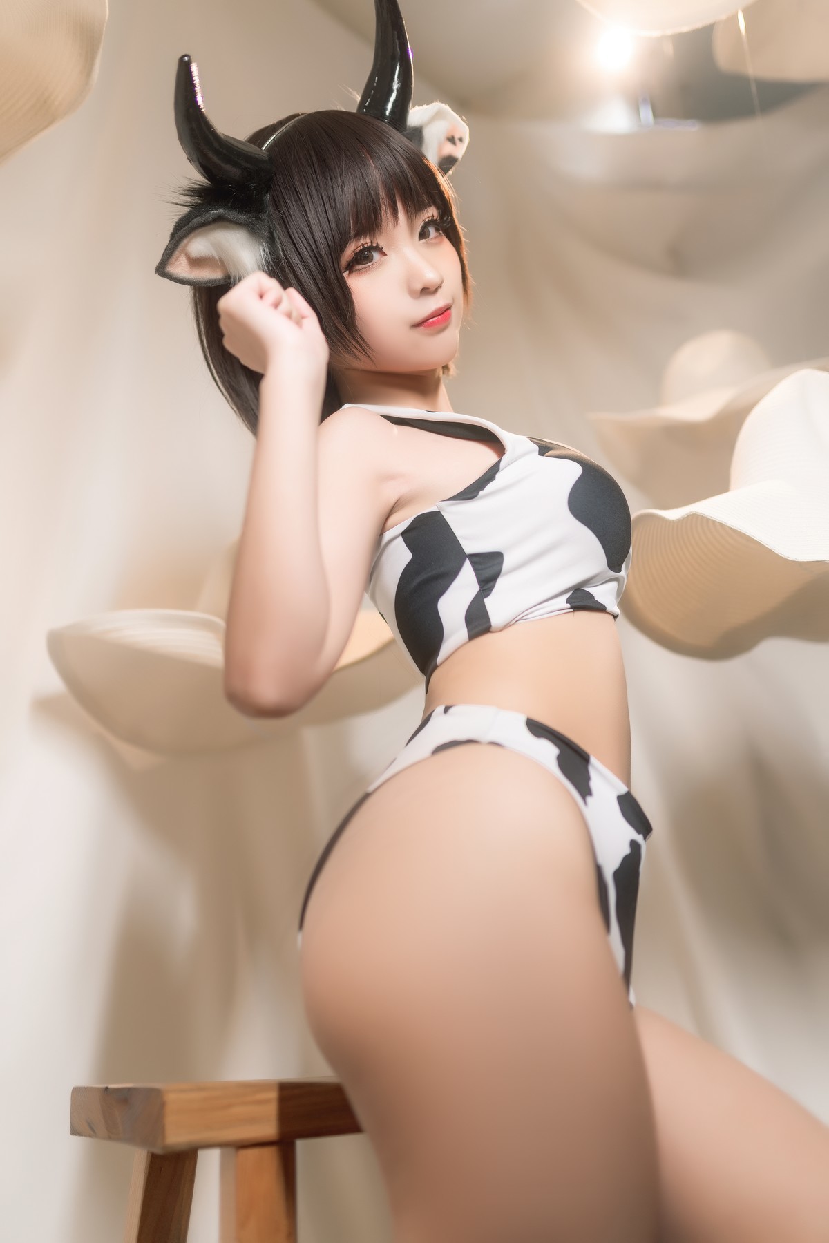 Cosplay蠢沫沫Chunmomo花花牛爆款写真