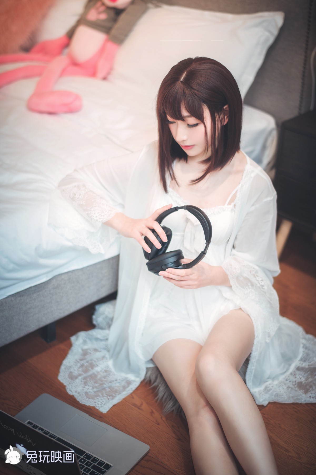 Cosplay兔玩映画居家女友最新写真
