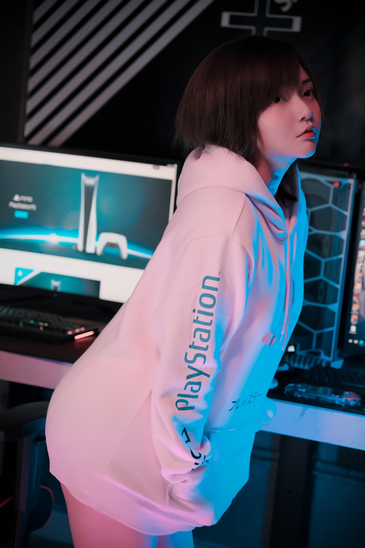 CosplayPotatoGodzillaLonleyGamer每日必看