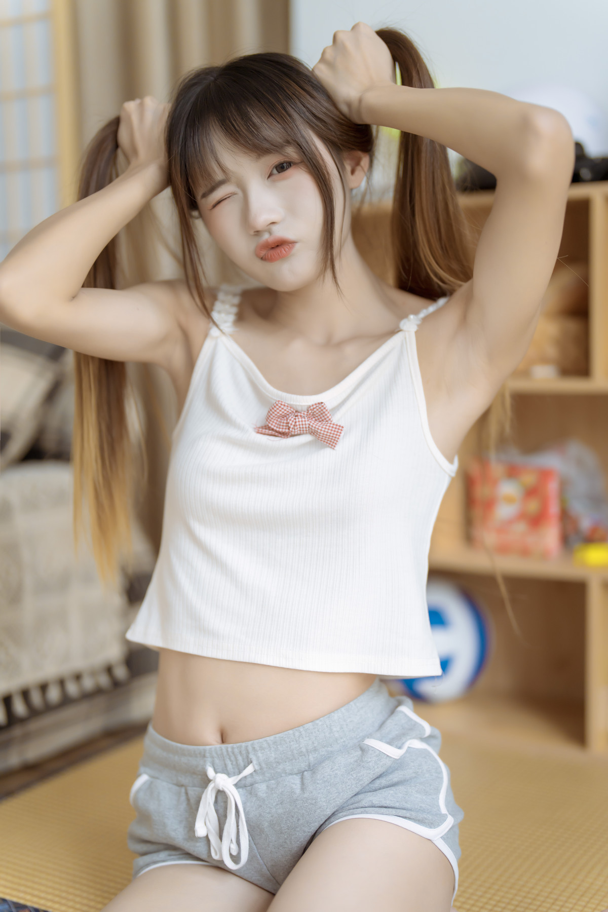 Cosplay兔子Zzz不吃胡萝卜早安少女今日更新