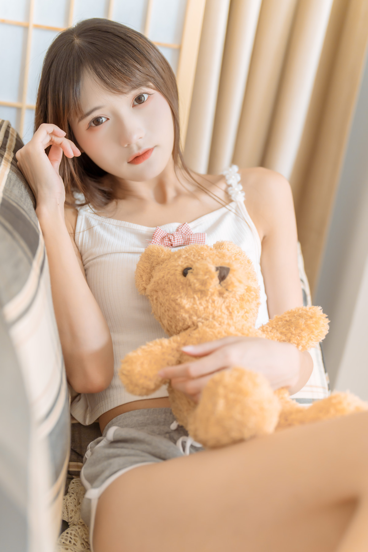 Cosplay兔子Zzz不吃胡萝卜早安少女今日更新