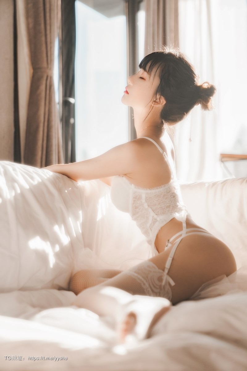 Cos桜桃喵白纱糖69P精选