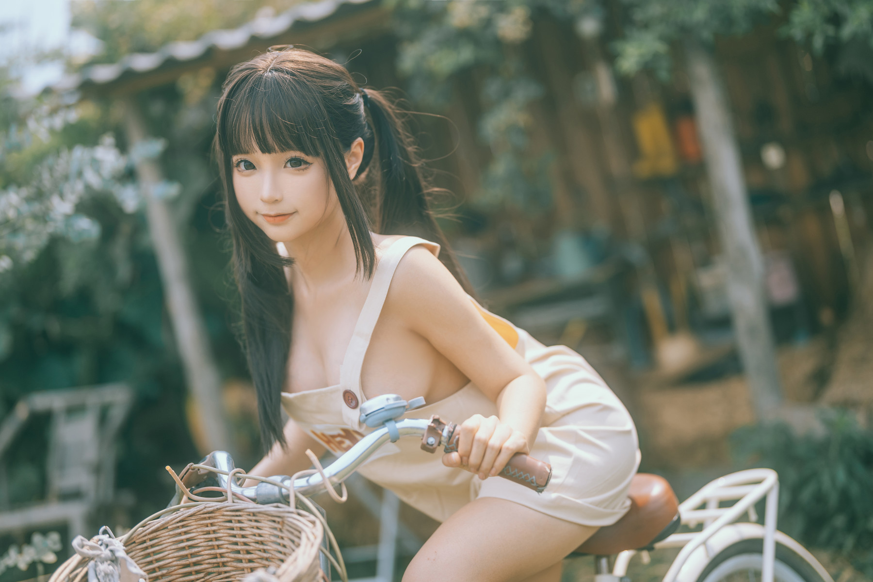 Cosplay蠢沫沫Chunmomo大巴车Set02在线欣赏